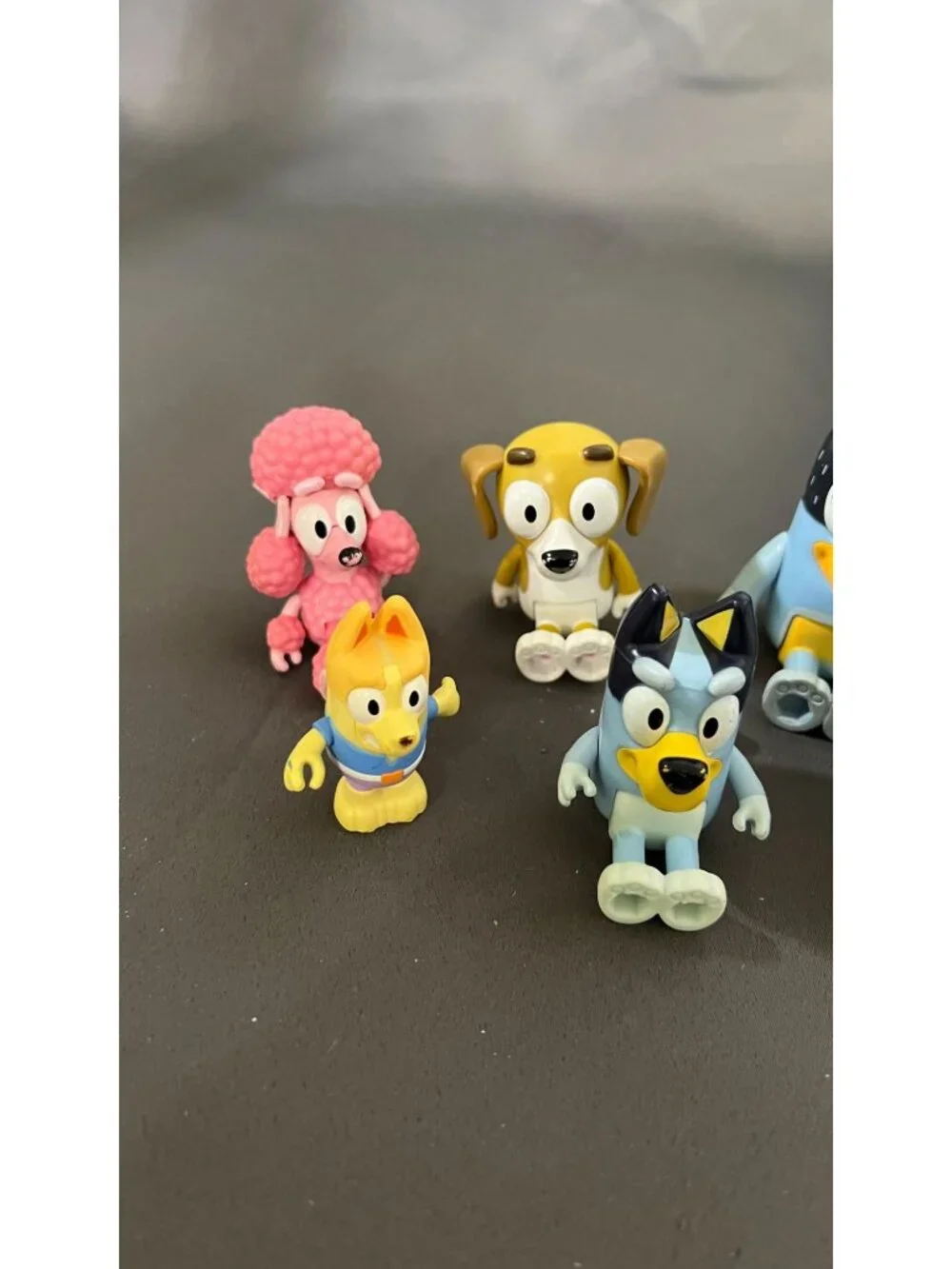 Bluey Family & Friends Play Set With Yellow “The Creek” Bus